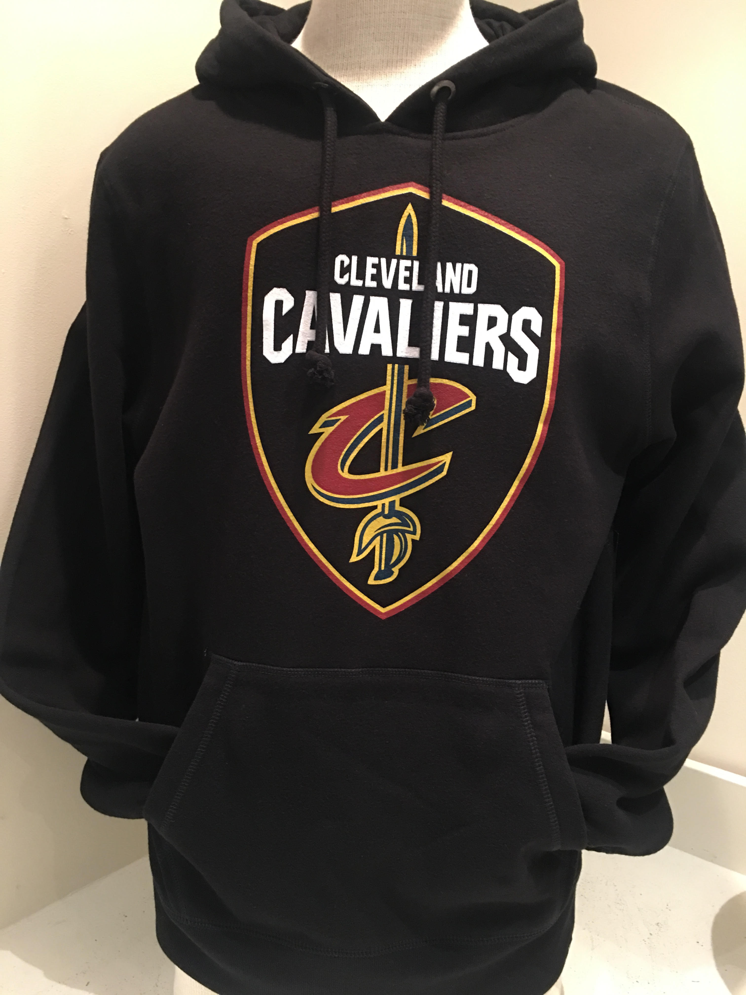 Cleveland Cavaliers Men’s Global Shield Hoodie ’47 Brand | 4th and Goal ...