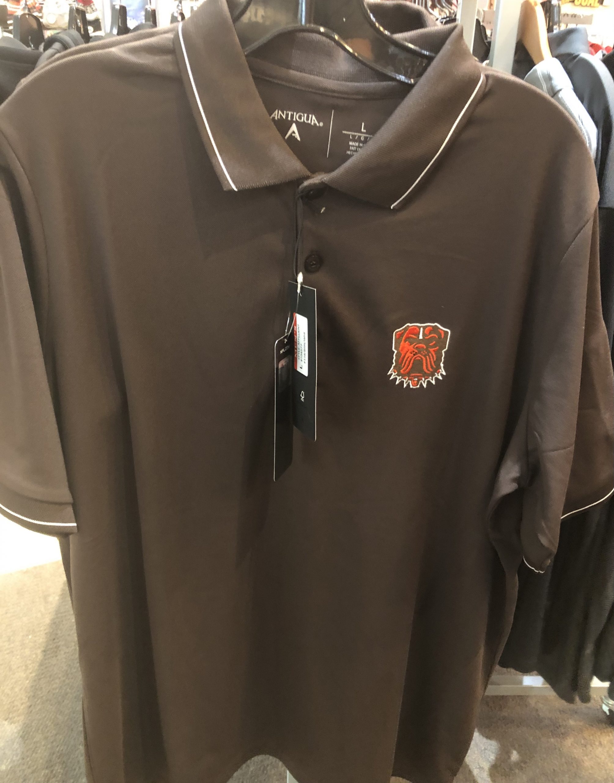 https://www.4thandgoal.net/wp-content/uploads/2019/06/dawg-new-logo-polo-scaled.jpg